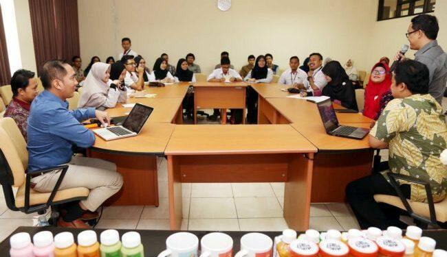 Pelajari Kegiatan Kewirausahaan, Mahasiswa UKM Malaysia Kunjungi Unpad