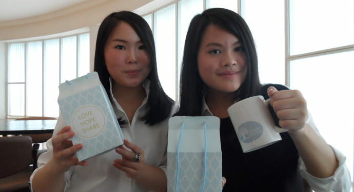 Sabrina & Elena Bensawan : Tak Perlu Menunggu Tua Untuk Berbagi
