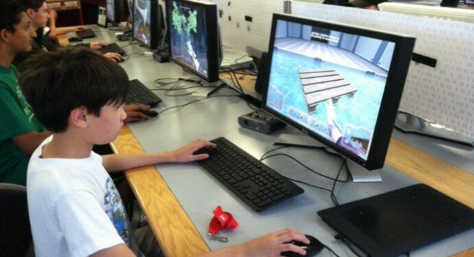 Mendikbud: Game Online Tak Selalu Berdampak Buruk