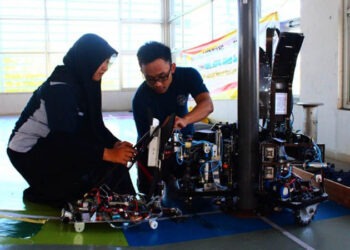 ITS  Ingin Juarai Kontes Robot Indonesia