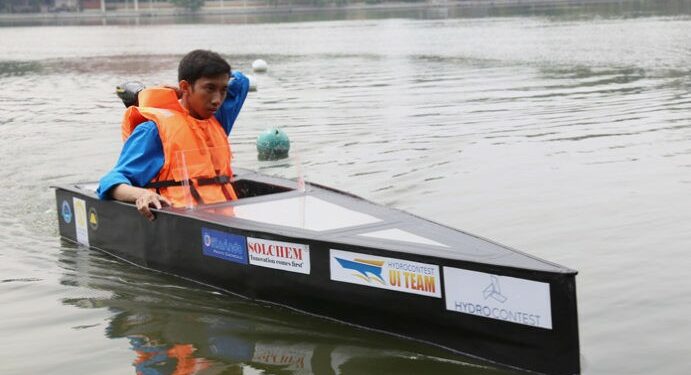 Kapal Plat Datar UI Ke International Hydrocontest 2016