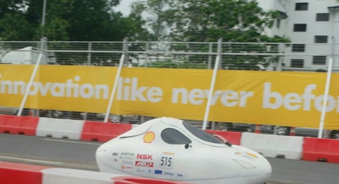 Mobil Kalabia Evo 5 Lolos Kompetisi Shell Eco-Marathon Eropa 2016