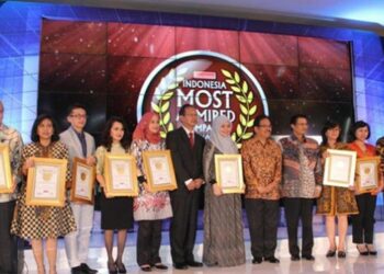 BCA Raih Indonesia Most Admired Companies Award 2016