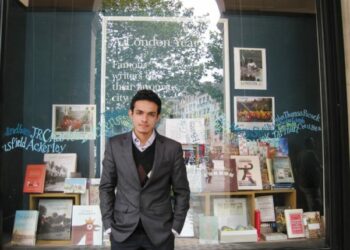 Gamal Albinsaid : Menjaga Kesehatan Masyarakat Lewat Asuransi Sampah