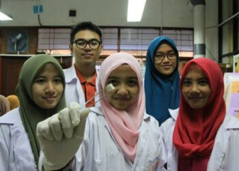 Mahasiswa Unair Buat Sekrup Untuk Tulang Manusia