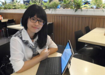 Veronica Stevany : Piawai Dalam Berbagai Gaya Desain Grafis