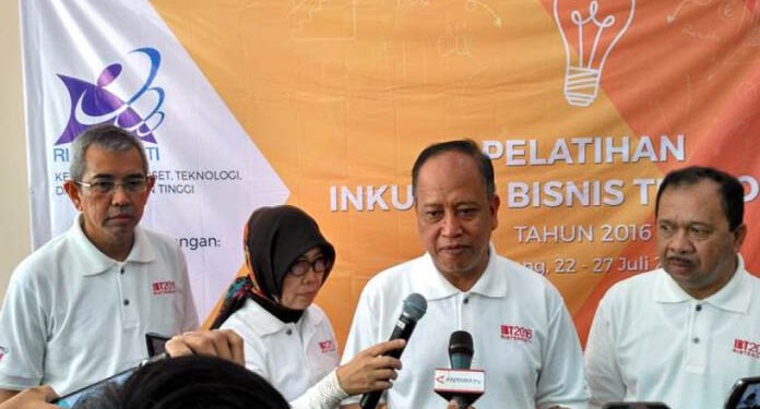 Kemristekdikti Kucurkan Dana Untuk Inkubator Bisnis Teknologi