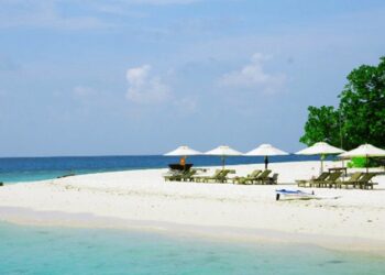 Pulau Nikoi Dinobatkan The Best Private Island 2016