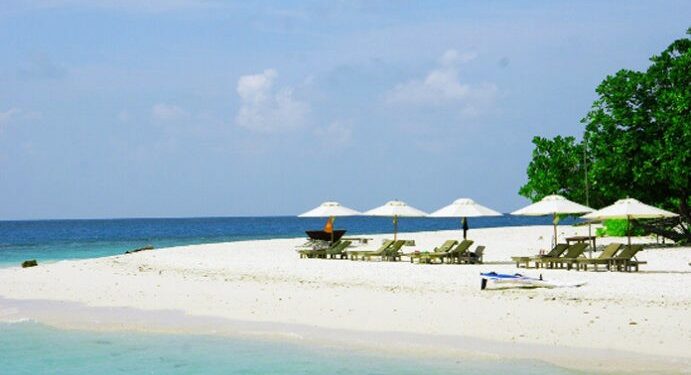 Pulau Nikoi Dinobatkan The Best Private Island 2016