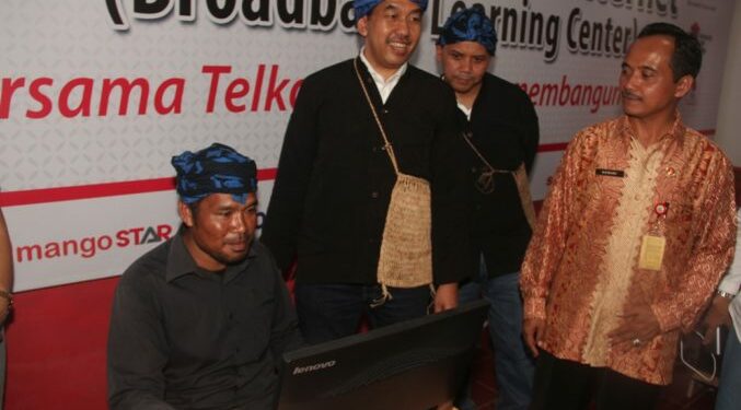 Baduy Kini Punya Kampung UKM Digital : Telkom Canangkan 1000 Kampung UKM Digital