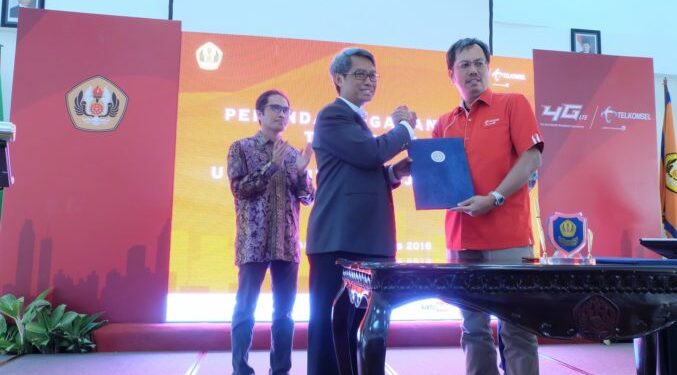 Telkomsel Hadirkan Solusi Mobile Digital Bagi Mahasiswa Unpad