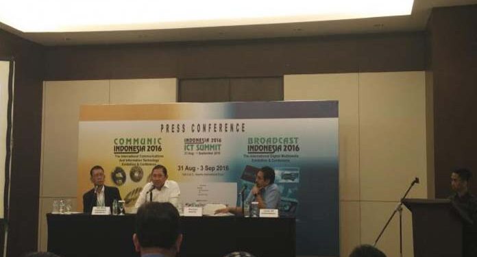 Kemenkominfo Dukung ICT Summit 2016