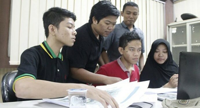 Mahasiswa ITS Ciptakan Bisnis Drafter Online