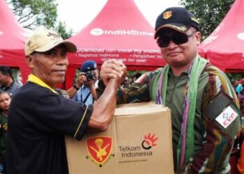 TNI-AU dan Telkom Laksanakan Bhakti Sosial di Pulau-pulau Terdepan RI