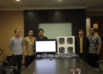 Tiga Mahasiswa Binus Kembangkan Alat Kontrol Rumah