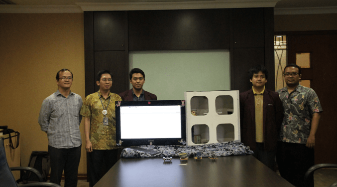Tiga Mahasiswa Binus Kembangkan Alat Kontrol Rumah