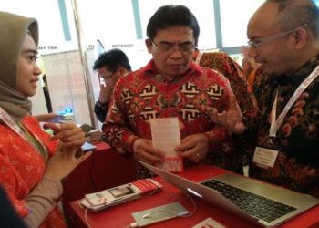 Aplikasi Atom Siap Presentasi Depan Menneg BUMN