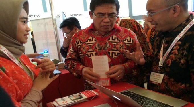 Aplikasi Atom Siap Presentasi Depan Menneg BUMN