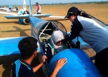 Indonesia Siap Produksi Pesawat Glider