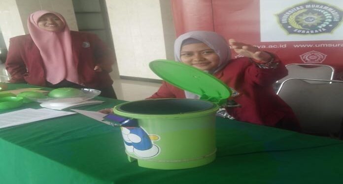 Mahasiswa UM Surabaya Buat Tong Sampah Pintar