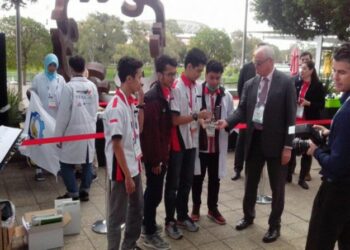 Tim UGM Juara Kompetisi Chem-E-Car di Australia