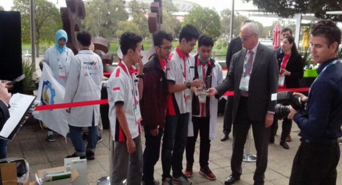 Tim UGM Juara Kompetisi Chem-E-Car di Australia