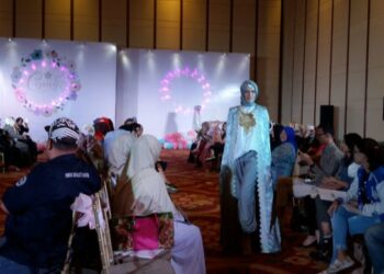 Koleksi Desainer Indonesia Dilirik E-Commerce Amerika