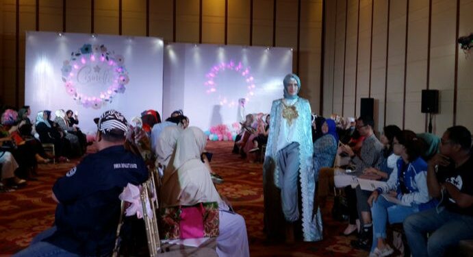 Koleksi Desainer Indonesia Dilirik E-Commerce Amerika