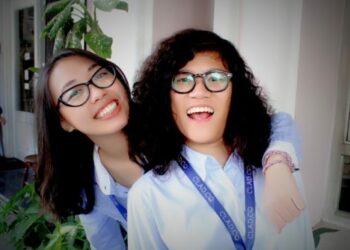 Raissa dan Amanda : Semangat Ngembangin Bisnis Pakaian Daleman