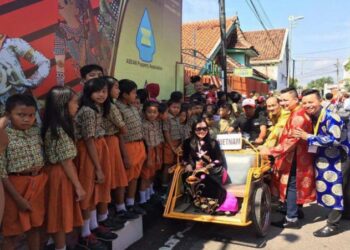 Karnaval Budaya ASEAN di Mojokerto