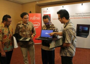 Fujitsu Tingkatkan Pasar Laptop Tahun 2017