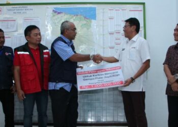 Telkomsel Serahkan Donasi dari Pelanggan untuk Korban Bencana