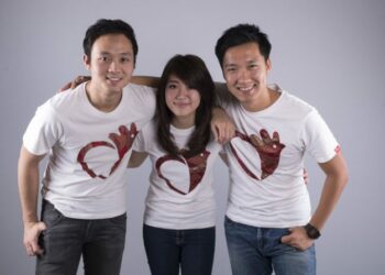 Valery Moniaga dkk : Melalui Celengan, Menyalurkan Hasrat Untuk Membantu Sesama