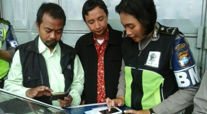 Kediri Hadirkan Solusi Pungli Lewat Aplikasi E-Tilang