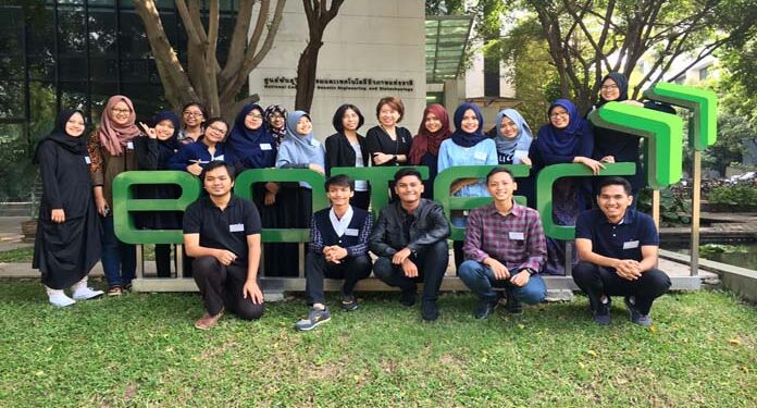 ITB Kirimkan 18 Mahasiswa Ke Biotec Thailand