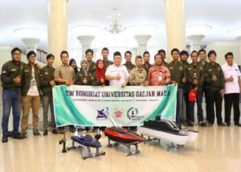 UGM Juara Kontes Kapal Cepat Tak Berawak Nasional