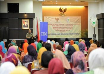 UKM Perempuan Harus “PeDe” Berbisnis Online