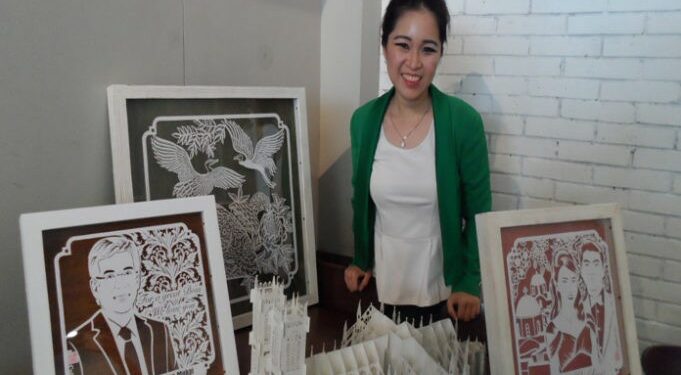 Dewi Kocu : Membuat Keindahan Dari Bahan Sederhana