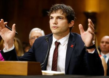 Ashton Kutcher : Eksploitasi Seksual Anak Dilawan Dengan Teknologi