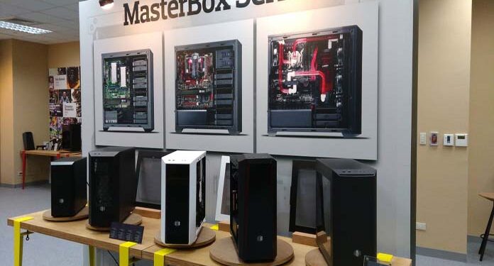 Cooler Master Gelar Case Mod World Series 2017