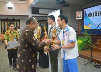 Fakultas Teknobiologi UAJY Gelar Olimpiade Biologi SMA Nasional