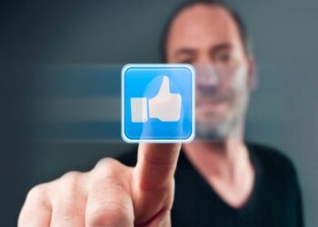 Pria Lebih Peduli Likes di Meda Sosial Dibanding Wanita