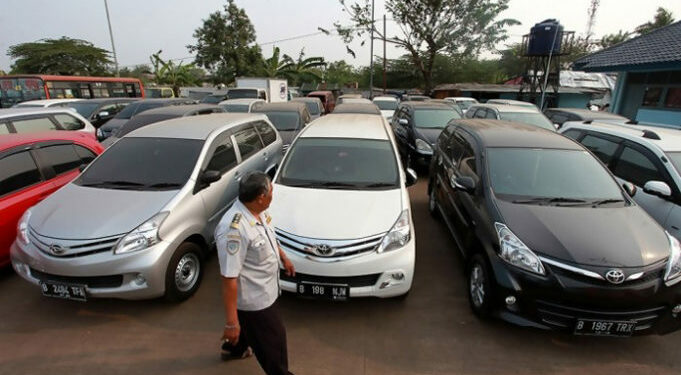 Mobil Ramah Lingkungan Bisa Jadi Taksi Online