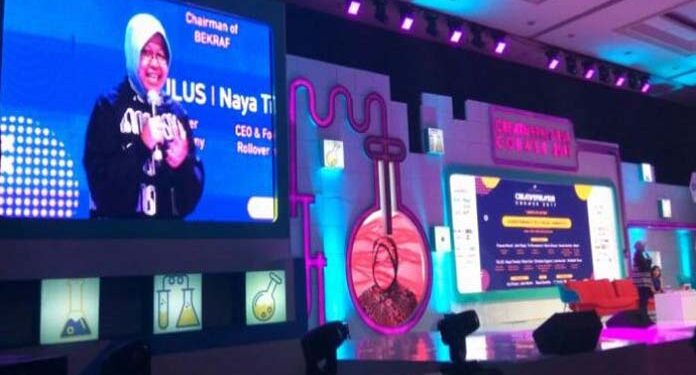 Walikota Risma Ajak Ibu-ibu di Surabaya Berwirausaha