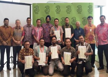 Tri Perkuat Kualitas Dengan Tenaga Ahli Tersertifikasi