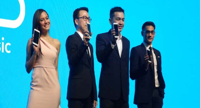 Kamera Ini Bisa Buat Swafoto Jadi Maksimal