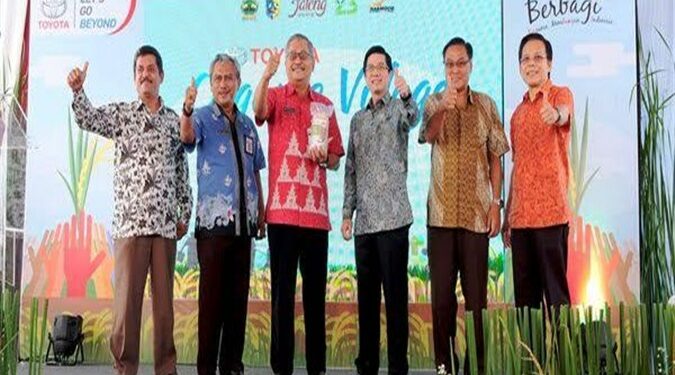 Dukung Pemberdayaan Petani, TAM Kembangkan “Toyota Organic Village”