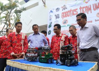 Robot Karya Mahasiswa Indonesia Lolos Kompetisi Trinity