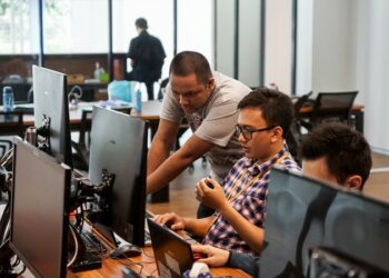 Hacktiv8  Gelar Program Immersive Bootcamp