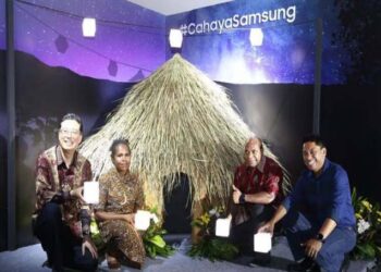 Samsung Donasikan 1.500 Lentera Tenaga Surya Untuk Papua
